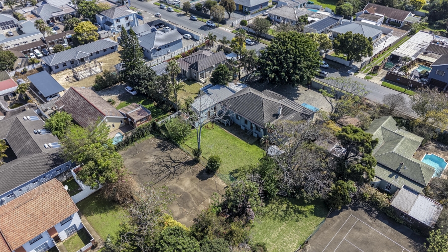 8 Bedroom Property for Sale in Vincent Eastern Cape